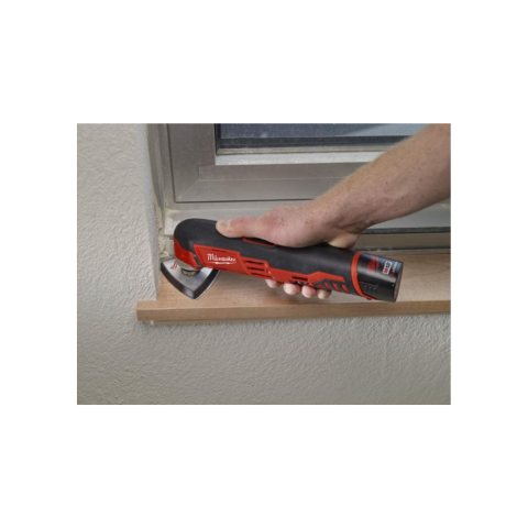 MILWAUKEE 2426-20 M12 12V Lithium Cordless Oscillating Multi-Tool (Tool Only) 6cc190f4 e0d9 43d0 a378 749fa0241076 MILWAUKEE 2426-20 M12 12V Lithium Cordless Oscillating Multi-Tool (Tool Only)