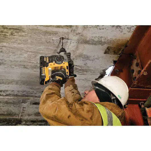 DEWALT DCH273P2 20V Max XR Brushless Cordless 1 In. SDS Plus L-Shape Rotary Hammer Kit 823897fc 2691 496e 94f8 c0d35cbfb378 823897fc-2691-496e-94f8-c0d35cbfb378.webp 823897fc-2691-496e-94f8-c0d35cbfb378.webp