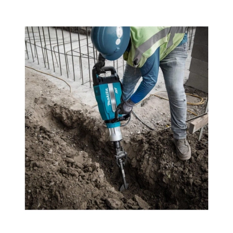 MAKITA HM1512 45 lb. AVT Demolition Hammer, accepts 1‑1/8 in. Hex bits a499d123 d2dc 4be7 a0ff 4d166bd703bf a499d123-d2dc-4be7-a0ff-4d166bd703bf.webp a499d123-d2dc-4be7-a0ff-4d166bd703bf.webp