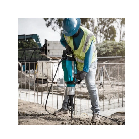 MAKITA HM1502 Demolition Hammer 43 lb, accepts 1 1/8 in. Hex Bits d7462574 fa73 490d 93e7 58c586080fae d7462574-fa73-490d-93e7-58c586080fae.webp d7462574-fa73-490d-93e7-58c586080fae.webp